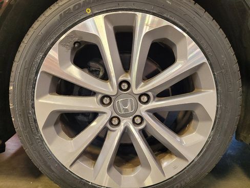 Used 2015 Honda Accord EX-L image 31