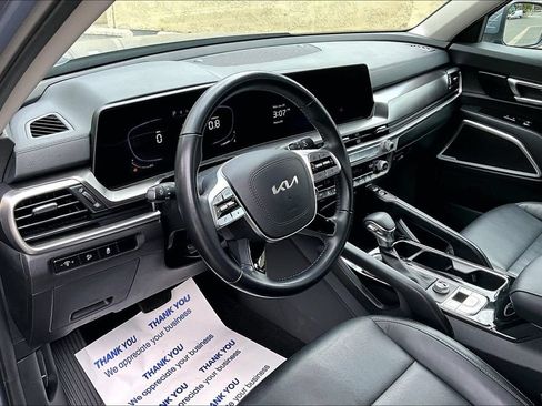 Certified 2023 Kia Telluride S FWD image 9