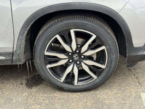 Used 2020 Honda Pilot Touring image 7