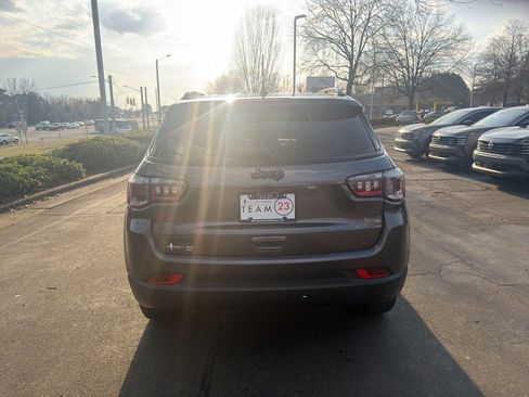 Used 2023 Jeep Compass Altitude image 6