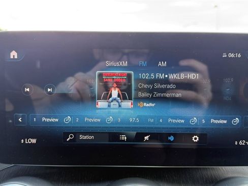 Used 2022 Mercedes-Benz GLC 300 4MATIC image 53