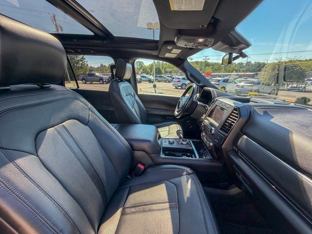 Used 2019 Ford Expedition Limited w/ Equipment Group 301A AWD/4WD image 23