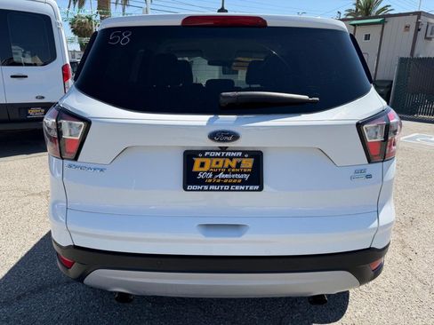 Used 2017 Ford Escape SE AWD/4WD image 7