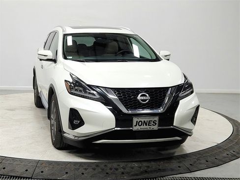 Used 2023 Nissan Murano Platinum w/ Cargo Package image 2