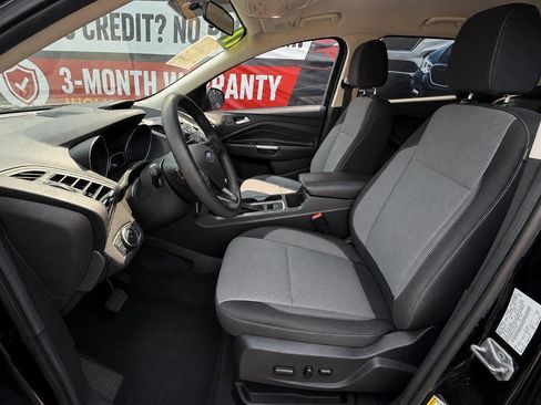 Used 2017 Ford Escape SE AWD/4WD image 6