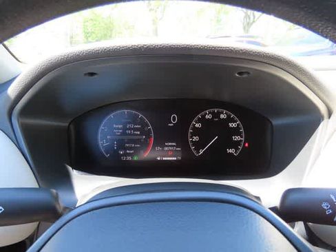 Used 2024 Honda HR-V LX image 22