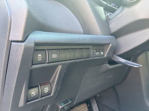 Used 2021 Toyota Sienna XSE FWD image 10