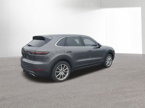 Used 2021 Porsche Cayenne AWD/4WD image 9