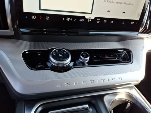New 2026 Ford Expedition Active RWD image 20