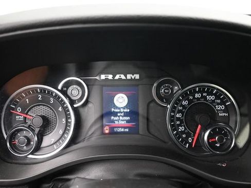 Used 2024 RAM 1500 Big Horn AWD/4WD image 4