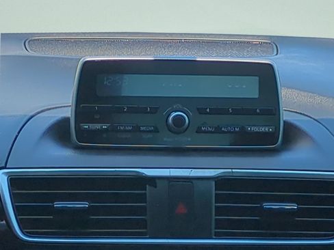 Used 2014 MAZDA MAZDA3 i Touring image 16