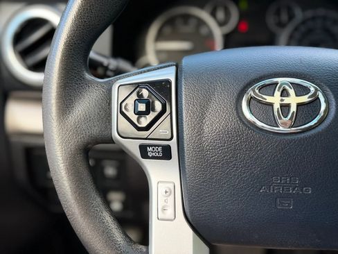 Used 2014 Toyota Tundra SR5 w/ SR5 Upgrade Package AWD/4WD image 36
