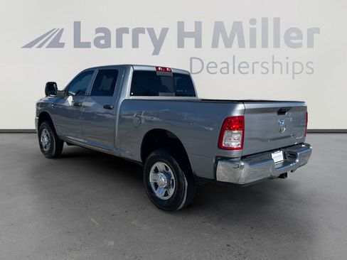 Used 2024 RAM 2500 Tradesman w/ Chrome Appearance Group image 3