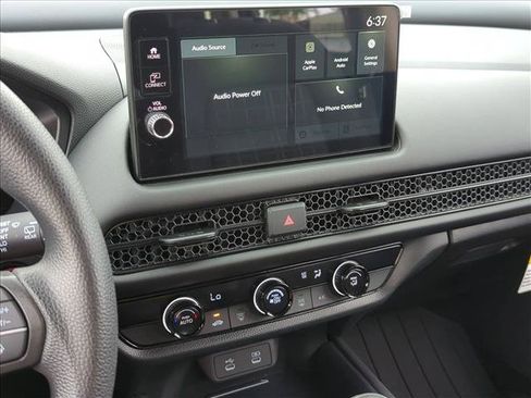 Certified 2026 Honda HR-V LX image 14
