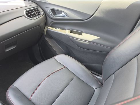 Used 2023 Chevrolet Equinox RS w/ RS Leather Package FWD image 22