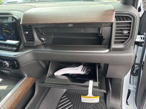 New 2026 Chevrolet Silverado 3500 High Country w/ High Country Premium Package AWD/4WD image 45