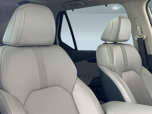 Certified 2023 Honda Pilot Touring image 34