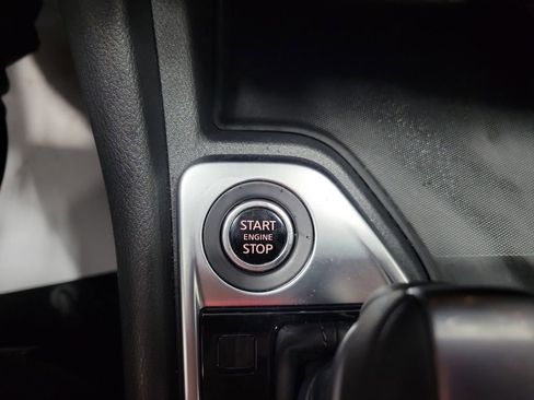 Used 2025 Nissan Sentra SV image 37