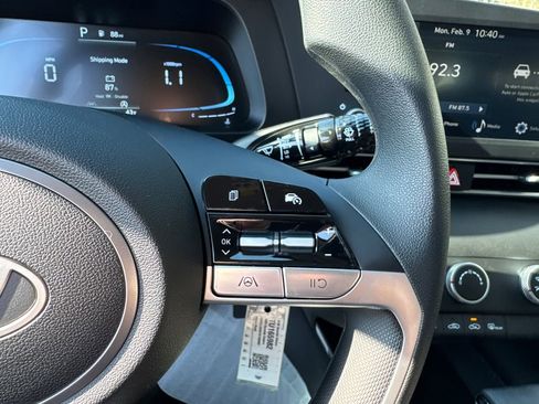 New 2026 Hyundai Elantra SE image 15