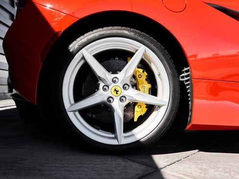 Used 2023 Ferrari F8 Tributo image 16