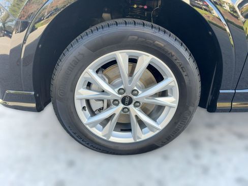 New 2025 Audi Q3 2.0T Premium image 12