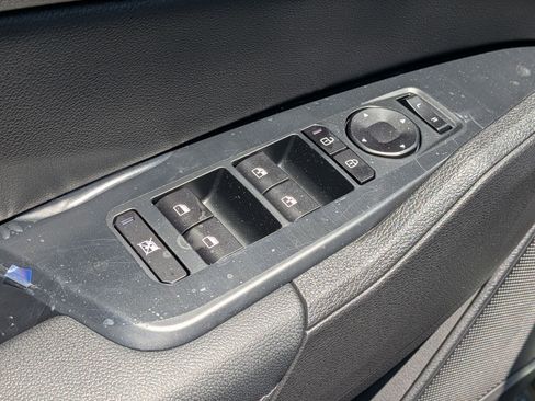 New 2026 Kia Sportage EX AWD/4WD image 13