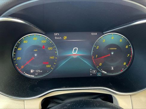 Used 2021 Mercedes-Benz GLC 300 4MATIC image 13