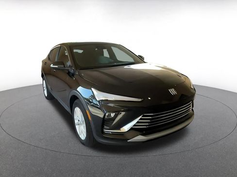 Used 2025 Buick Envista Preferred image 3