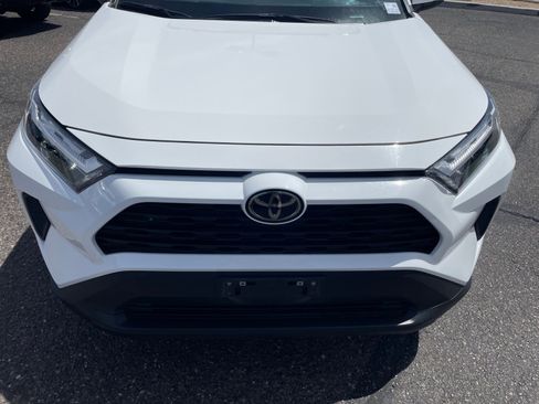 Used 2024 Toyota RAV4 XLE w/ Convenience Package FWD image 23