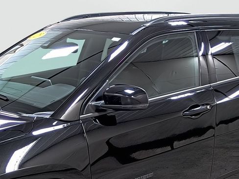 Used 2025 Jeep Compass Limited w/ High Altitude Package AWD/4WD image 8