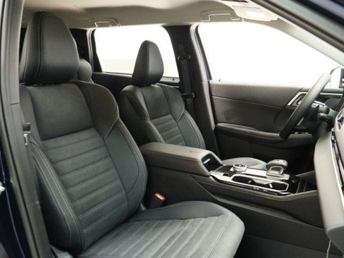 New 2026 Mitsubishi Outlander SE FWD image 19