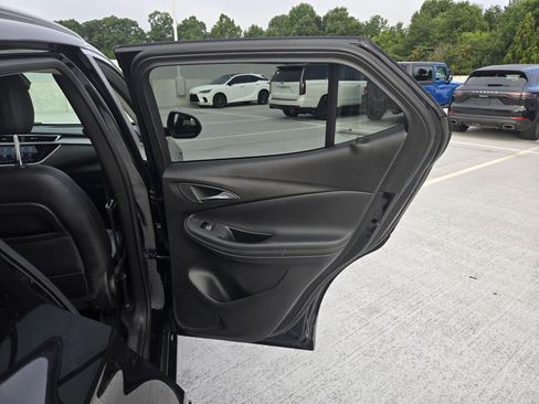 Used 2023 Buick Encore GX Select w/ Sport Touring Package FWD image 22