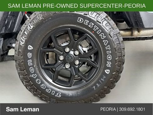 Used 2025 Jeep Gladiator Sport image 29