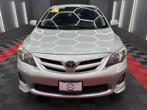 Used 2013 Toyota Corolla S FWD image 2