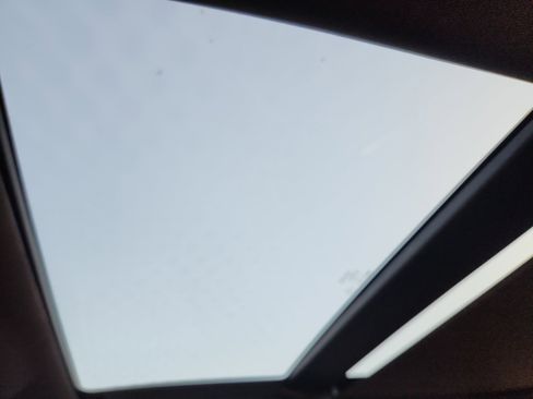 Used 2014 Jeep Grand Cherokee Overland image 34