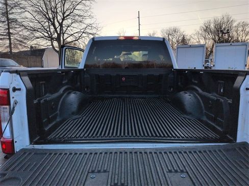 Used 2017 Ford F250 XLT image 27