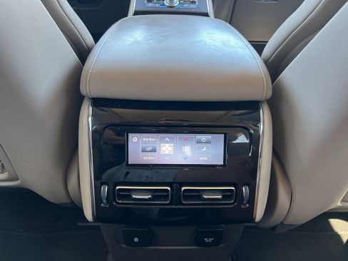 Used 2022 Lincoln Aviator Reserve w/ Equipment Group 201A AWD/4WD image 18