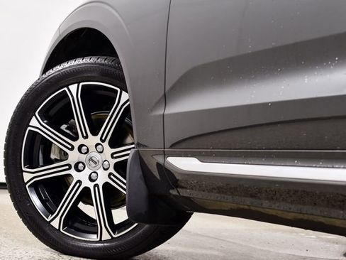 Used 2019 Volvo XC60 T5 Inscription FWD image 17