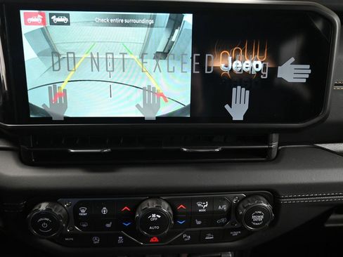 New 2026 Jeep Wrangler Sahara image 20