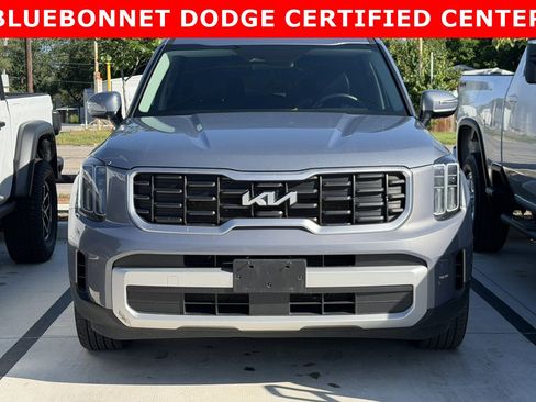 Used 2024 Kia Telluride S AWD/4WD image 2