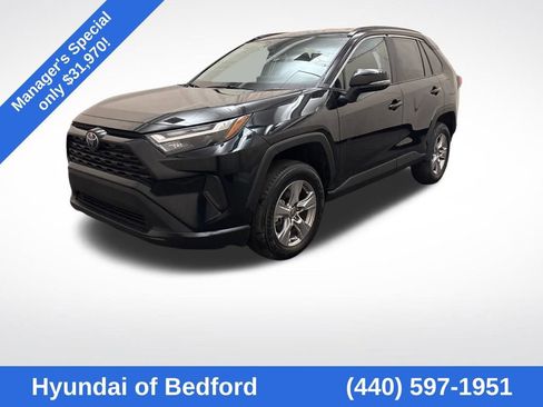Used 2025 Toyota RAV4 XLE AWD/4WD image 1