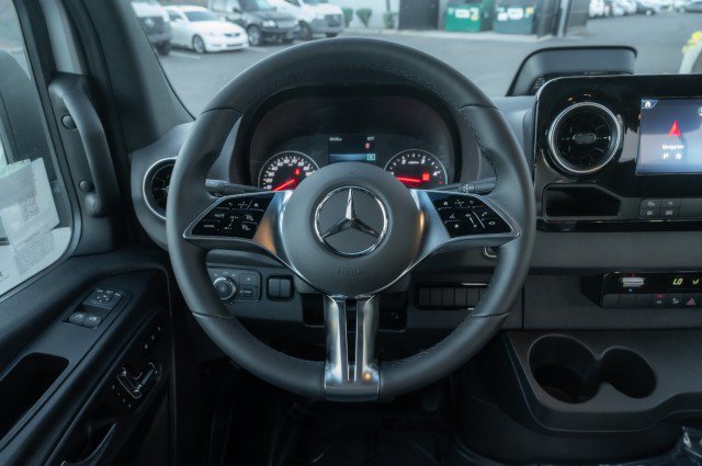 Used 2026 Mercedes-Benz Sprinter 2500 image 20