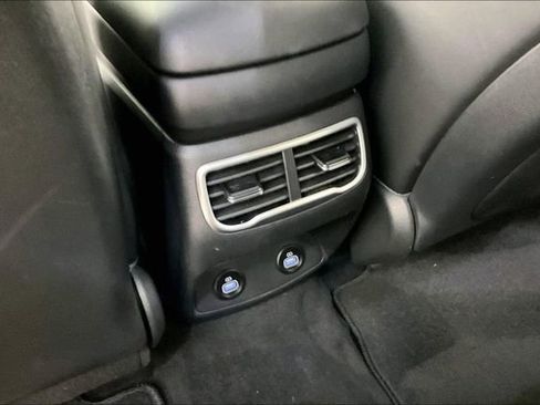 Used 2023 Hyundai Santa Fe SEL w/ Premium Package FWD image 9