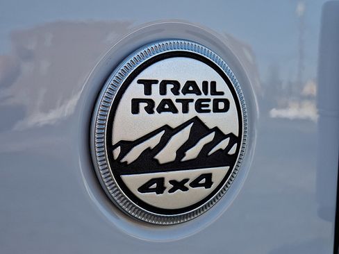 Used 2023 Jeep Gladiator Overland image 30