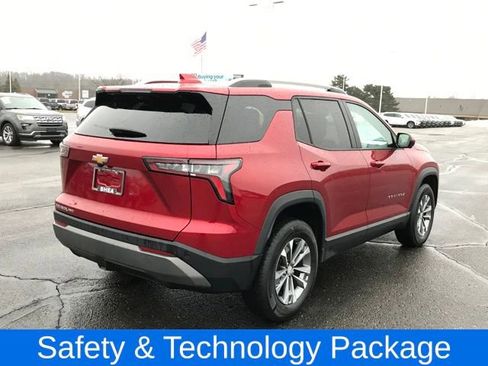 Certified 2025 Chevrolet Equinox LT w/ Convenience Package II AWD/4WD image 3