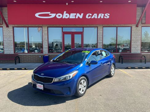 Used 2017 Kia Forte LX FWD image 1