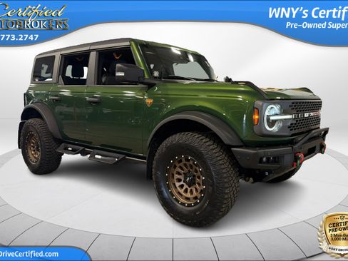 Used 2023 Ford Bronco Badlands AWD/4WD image 4
