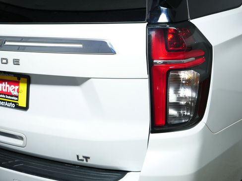 Used 2024 Chevrolet Tahoe LT w/ LT Signature Package AWD/4WD image 17