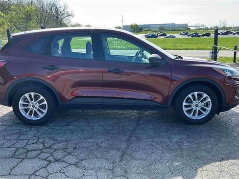 Used 2021 Ford Escape S image 1