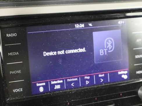 Used 2021 Volkswagen Passat 2.0T S image 29